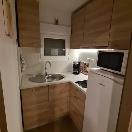 Apartman Marko - 100M To The Beach * Vir