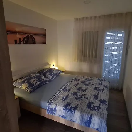 Apartman Marko - 100M To The Beach * Vir
