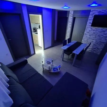 Apartman Marko - 100M To The Beach Апартаменты *