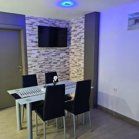 Apartman Marko - 100M To The Beach * Vir